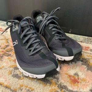 Ons Cloud Running Sneakers